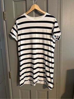 H&M T-Shirt Dress